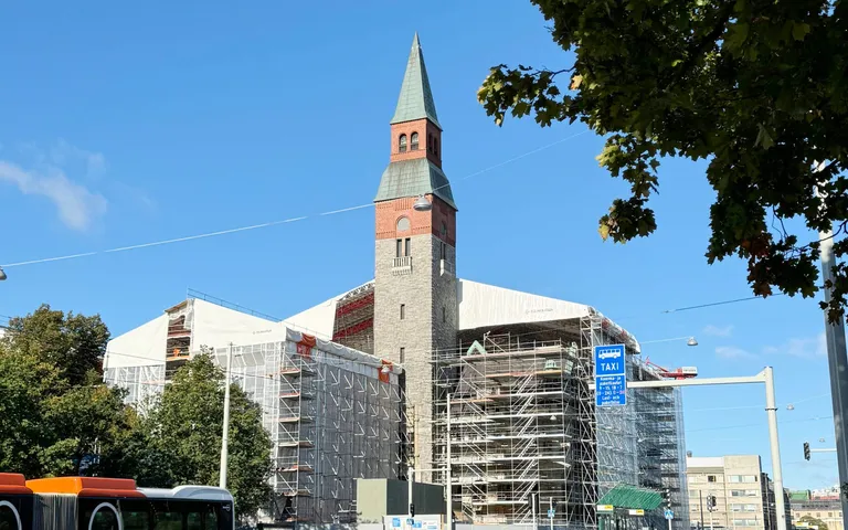 Suomen Kansallismuseo - kulttuuriperintökohteen kattoremontti