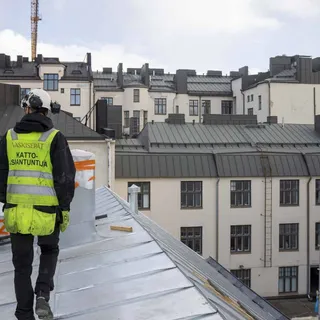 Konesaumakatto vai lukkosaumakatto? Tämä ero kattotyypeillä on