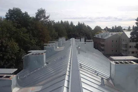 Klaavuntie 5–7, Helsinki