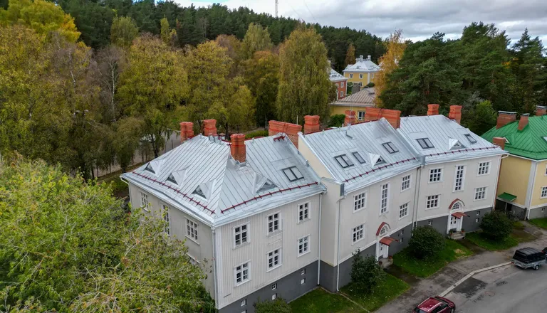 Taloyhtiön kattoremontti – opas hallitukselle ja isännöitsijälle