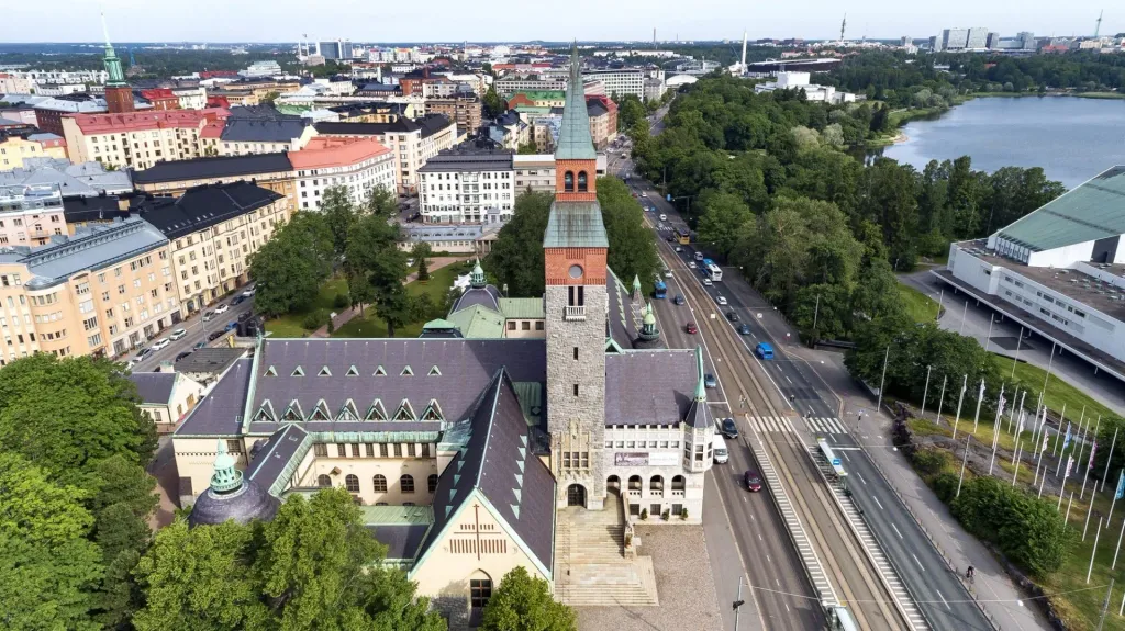Valmis Kansallismuseo ilmasta kuvattuna
