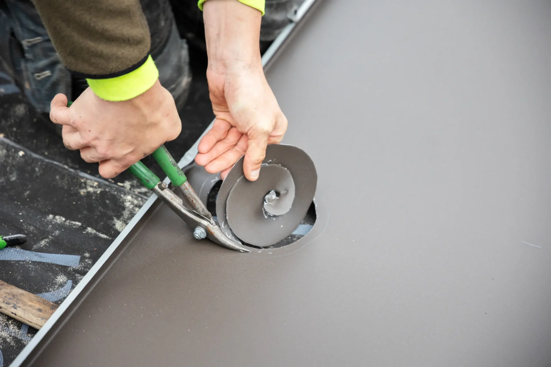 kartoitus – Vaskisepät - Tuplasti parempia kattoja