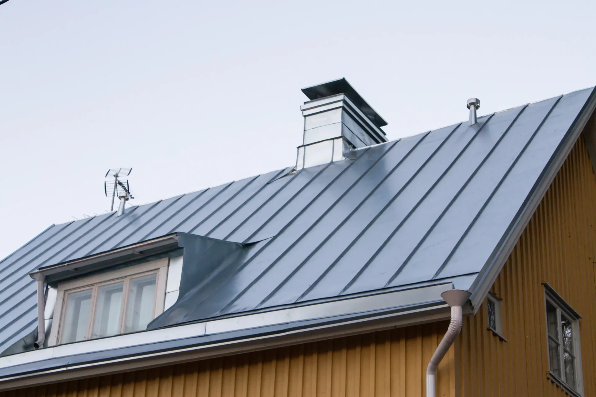 toteutus – Vaskisepät - Tuplasti parempia kattoja